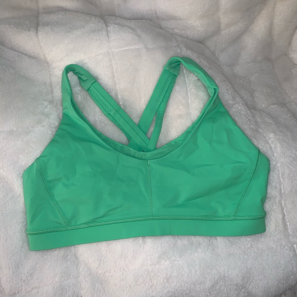 Lululemon green bra NWT